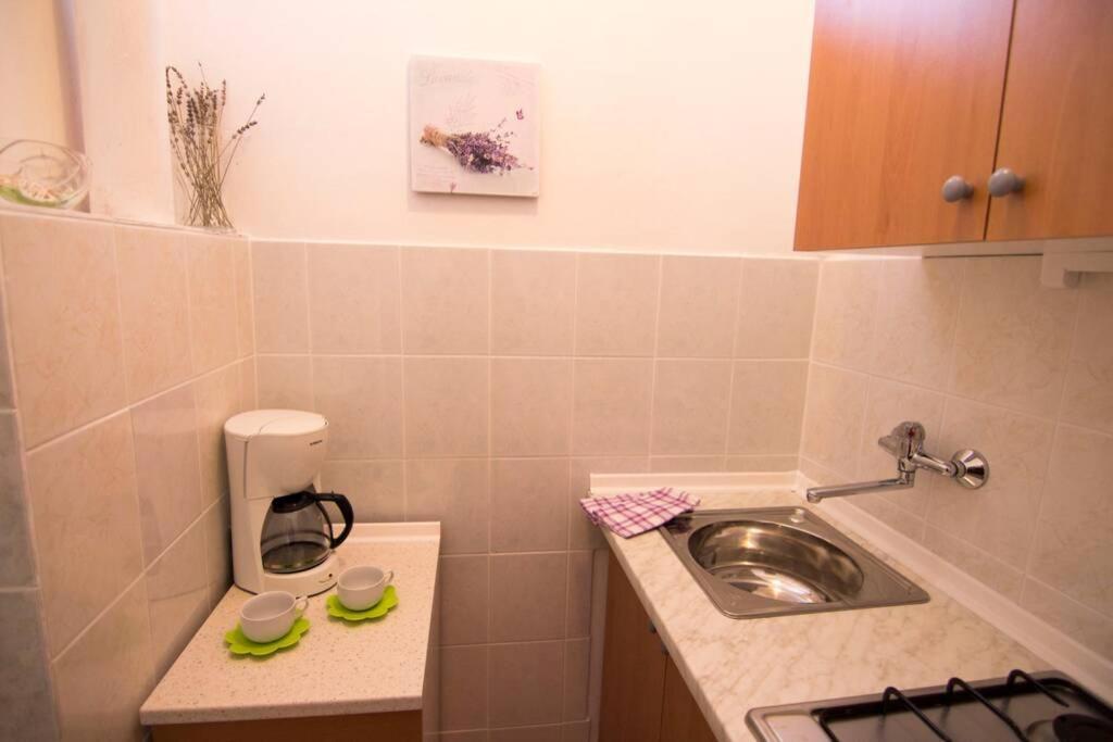 Sea View Room With Kitchen, Balcony&Air Condition Barbat na Rabu Exterior photo